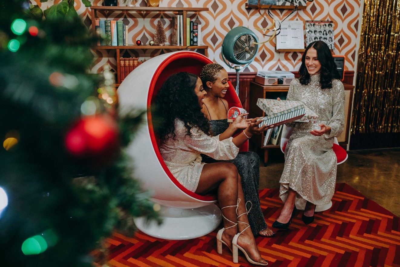 Why a Pre Lit Christmas Tree Makes the Holidays Bright